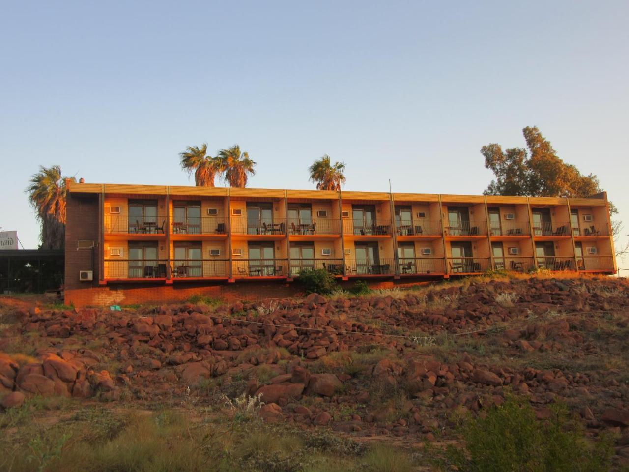Dampier Mermaid Hotel Karratha 외부 사진